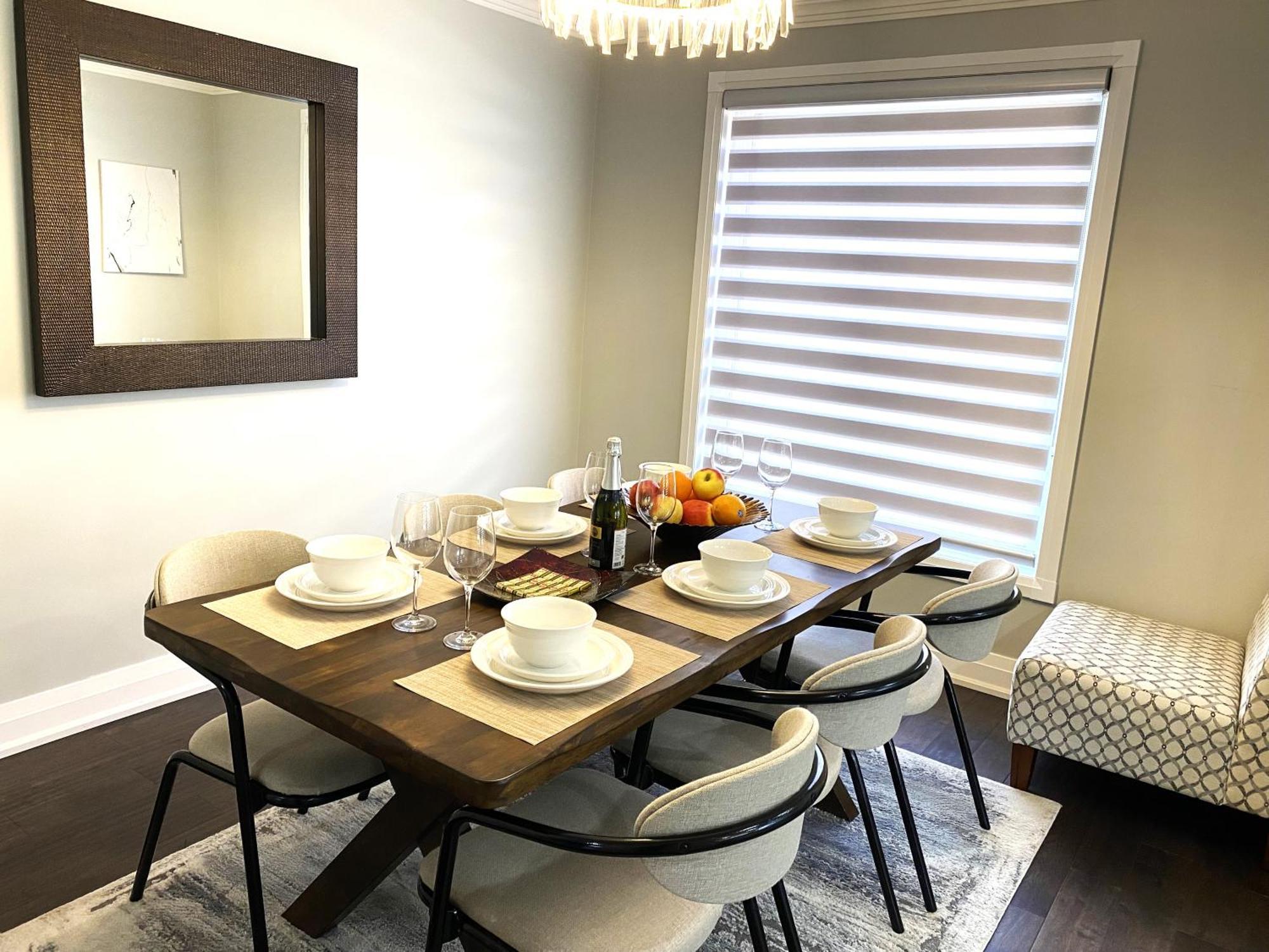 Iresidence In Toronto - Fantastic Vacation Home מראה חיצוני תמונה